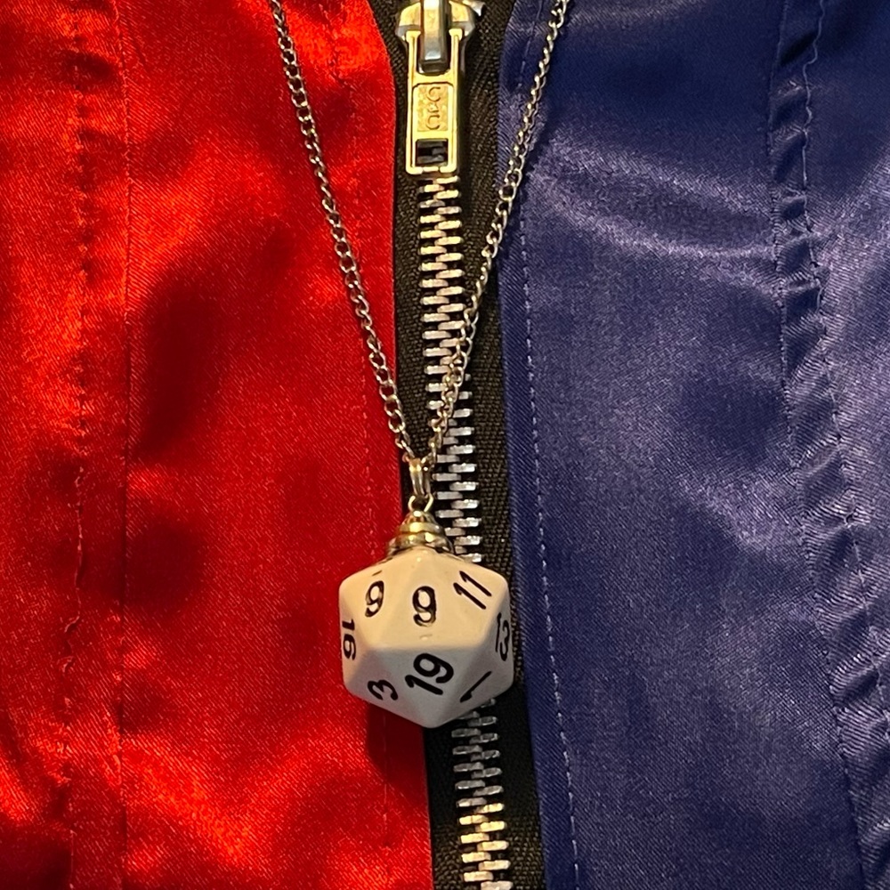 White D20 Necklace - Dungeons & Dragons / D&D